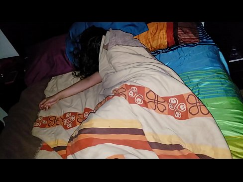 ❤️ Fillastro reprendendo á súa nova madrasta mentres ela dorme. ❤️❌ Porno bonito na pornografía gl.sexvideosex.top ❌