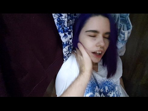 ❤️ Atopo a miña irmá no armario e axudouna a correrse ❤️❌ Porno bonito na pornografía gl.sexvideosex.top ❌